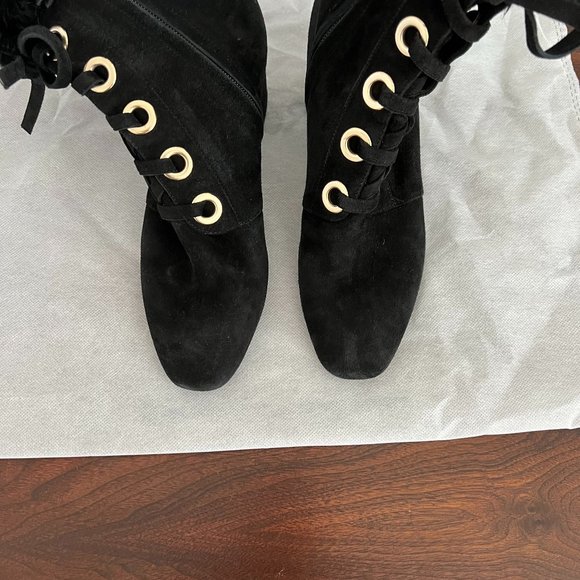 M. Gemi black suede boots with fur trim, size 7. Never worn, pristine condition. - Picture 3 of 4